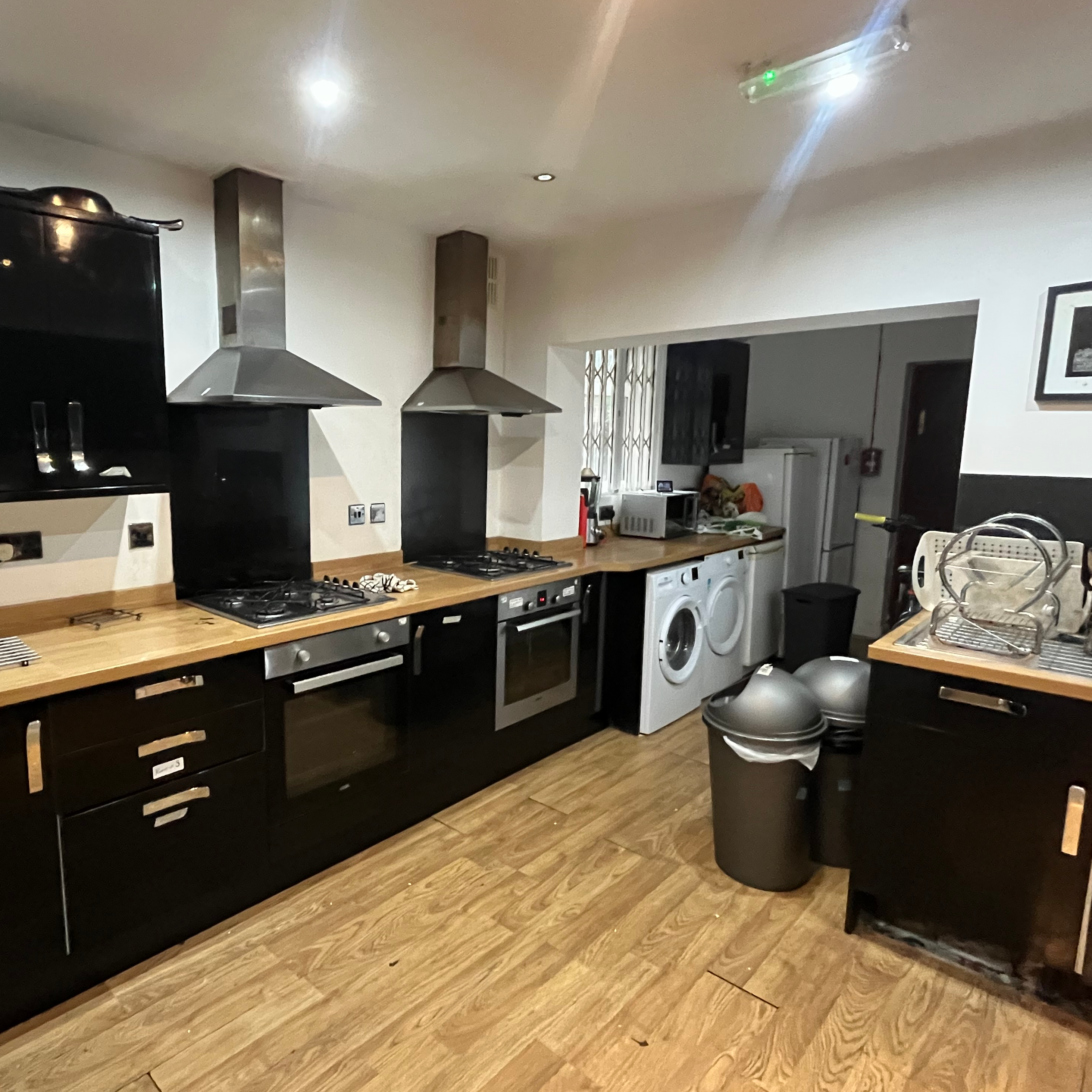 140 Gregory Blvd, Nottingham NG7 5JE